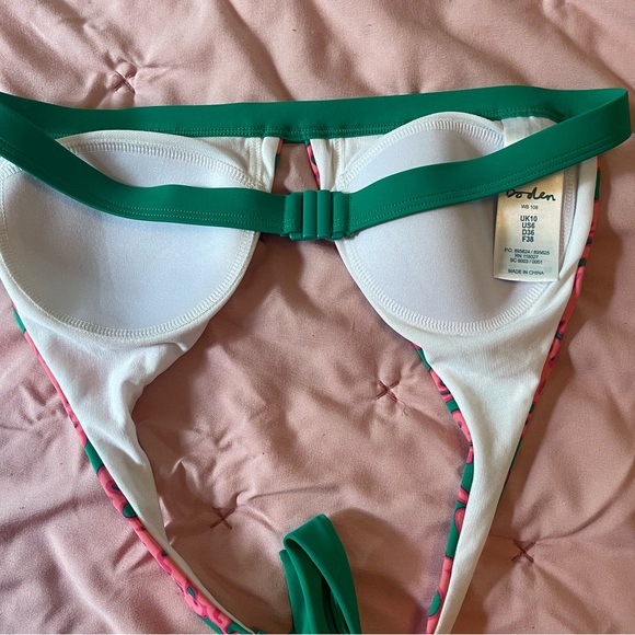 Boden Bordeaux Bikini Top Size 6 - Picture 4 of 4